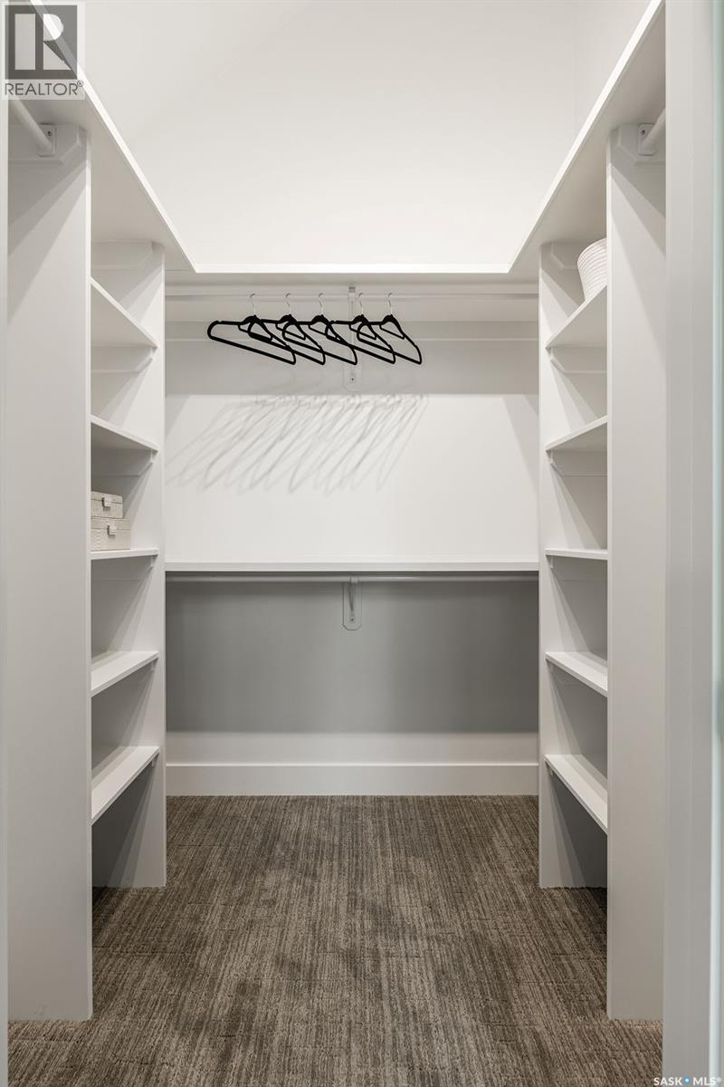 1139 13th STREET E - Image 30