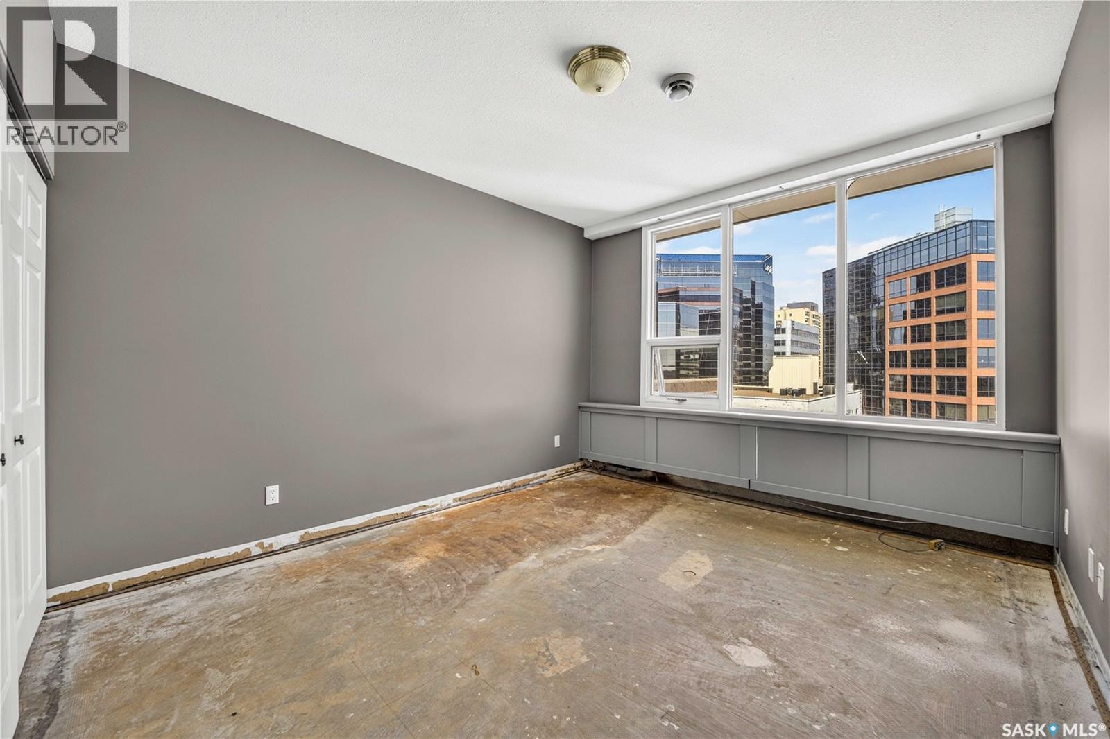 #706 1867 Hamilton STREET - 10