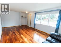 336 Columbia Avenue, Kerrobert, SK S0L1R0 Photo 18