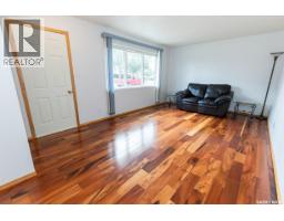 336 Columbia Avenue, Kerrobert, SK S0L1R0 Photo 19