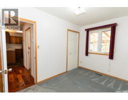 336 Columbia Avenue, Kerrobert, SK S0L1R0 Photo 24