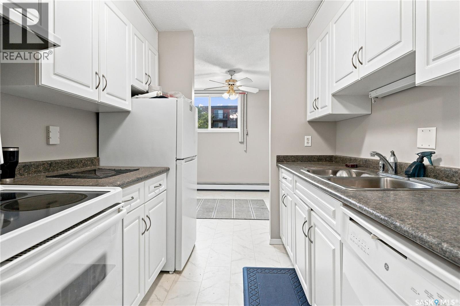 2 111 St Lawrence CRESCENT, Saskatoon — photo 7