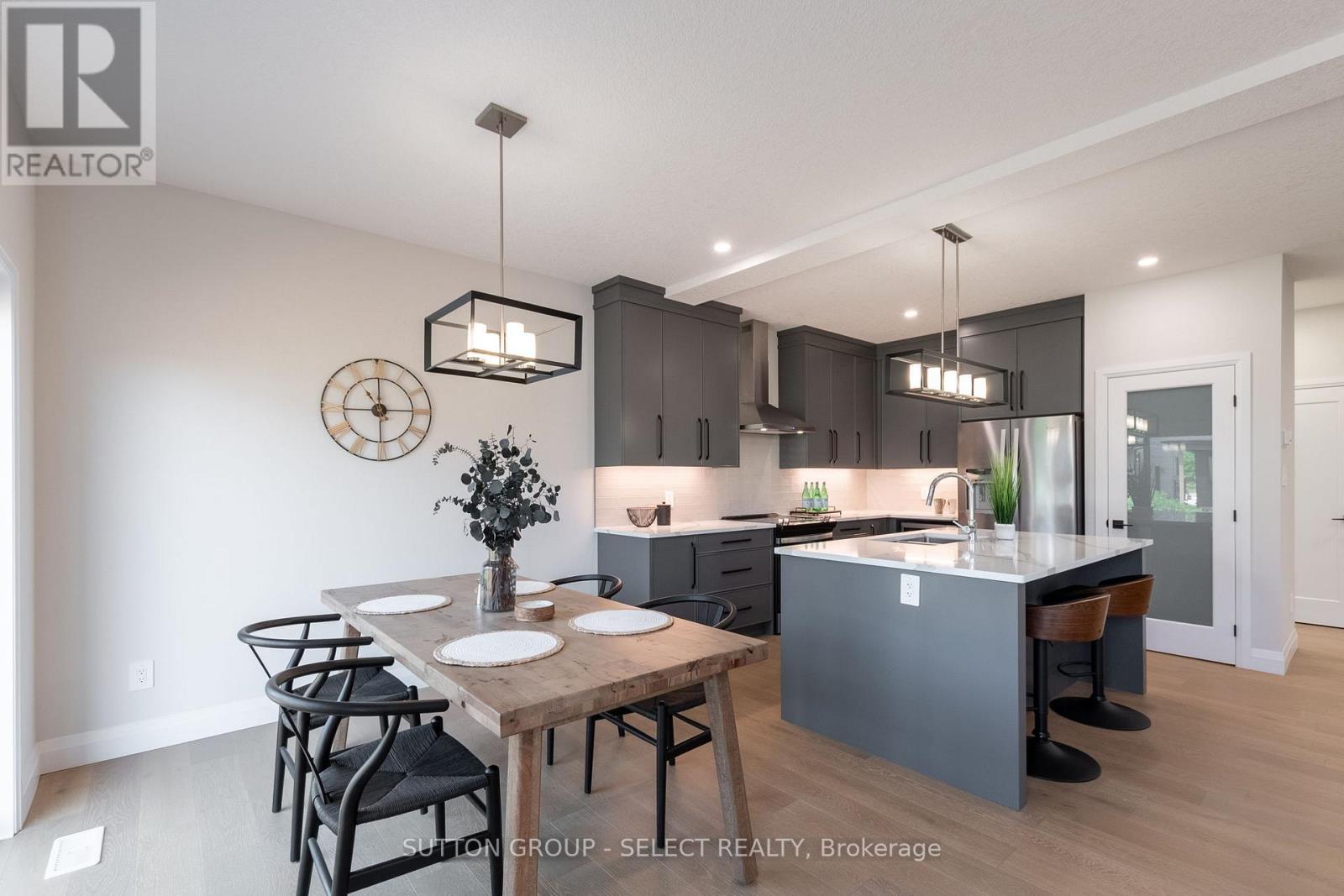 6342 HEATHWOODS AVENUE - 11