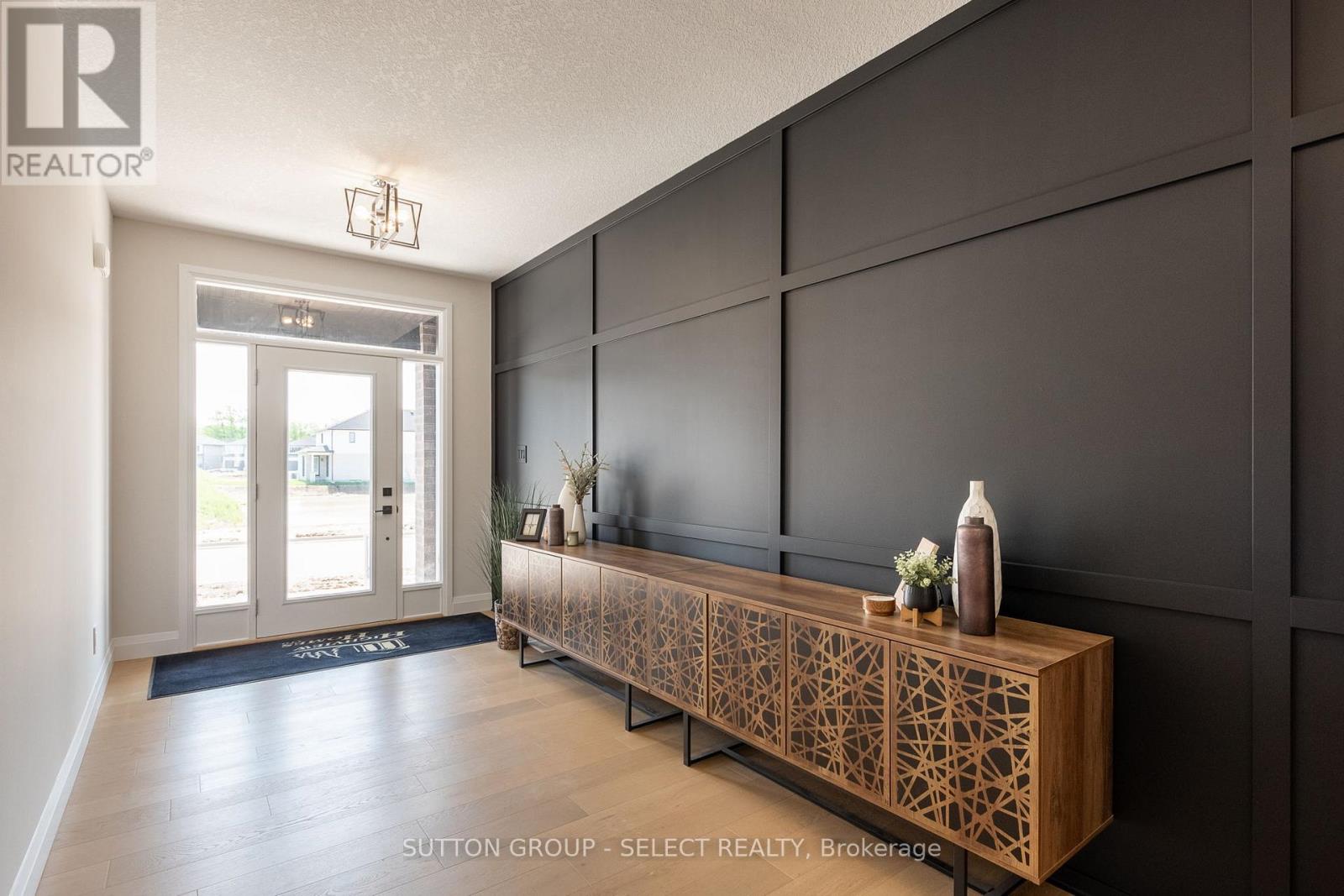 6342 HEATHWOODS AVENUE - 2