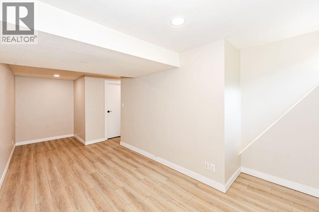 3 Montcalm Avenue - Image 30