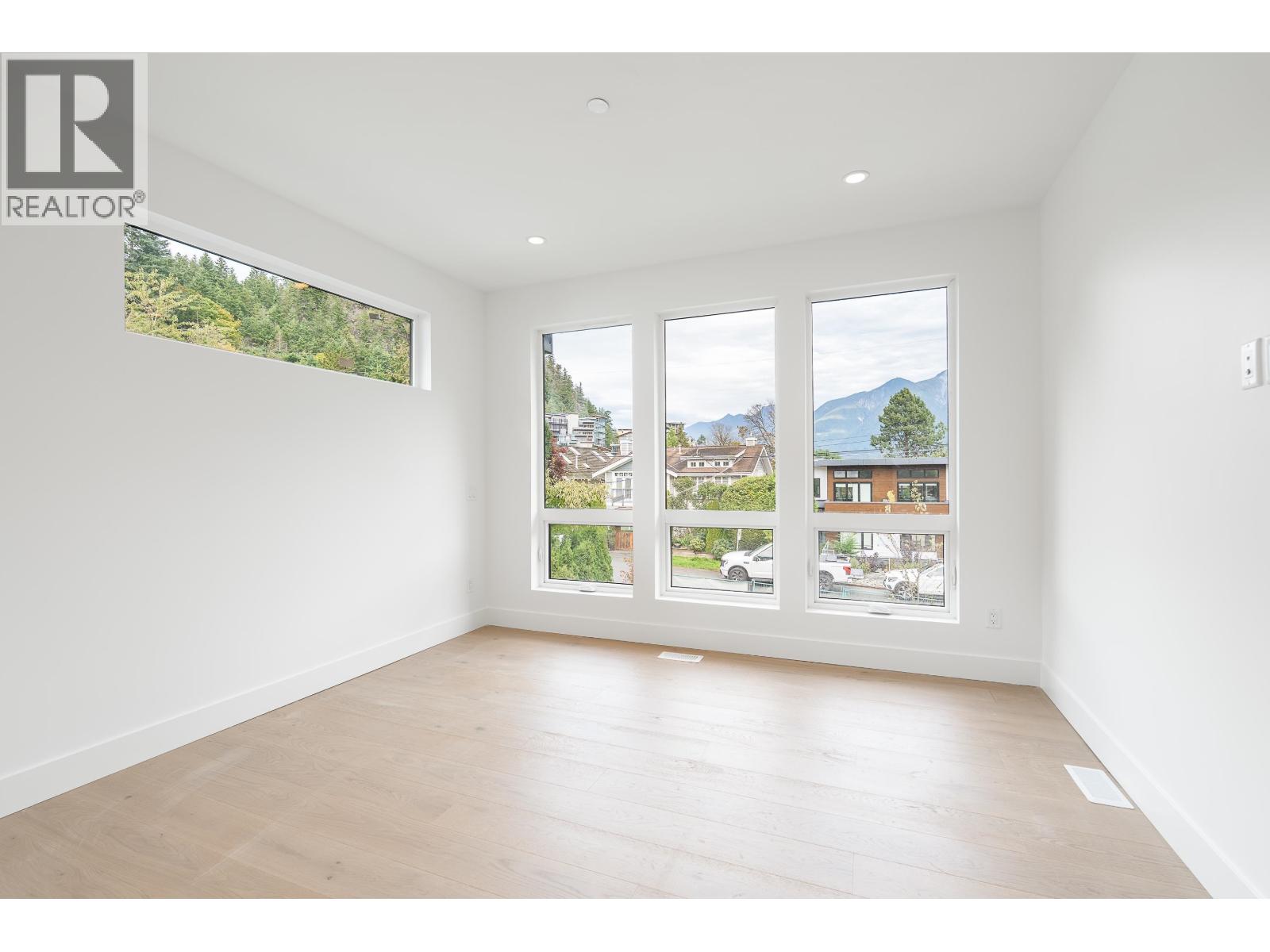 6460 BRUCE STREET, West Vancouver