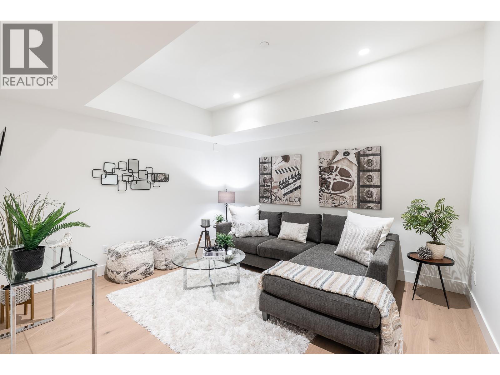 6460 BRUCE STREET, West Vancouver