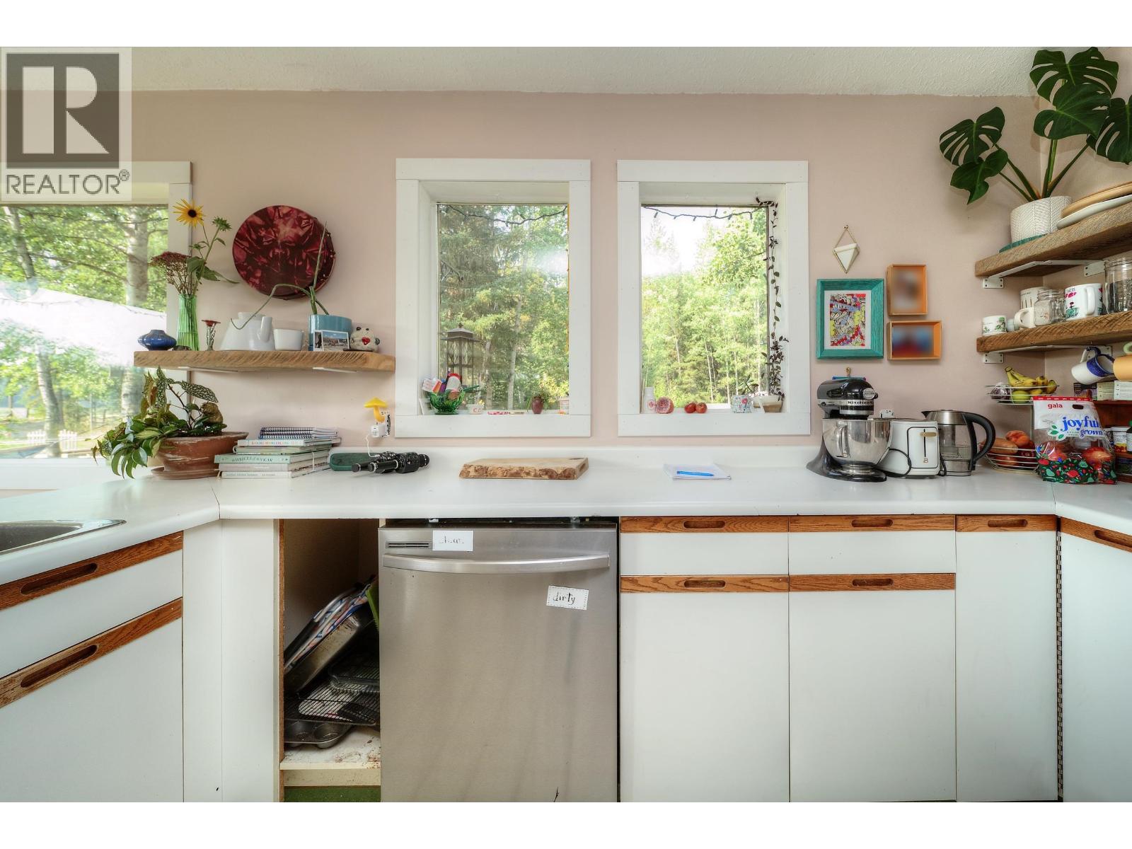 2211 DOYLE ROAD - Image 9