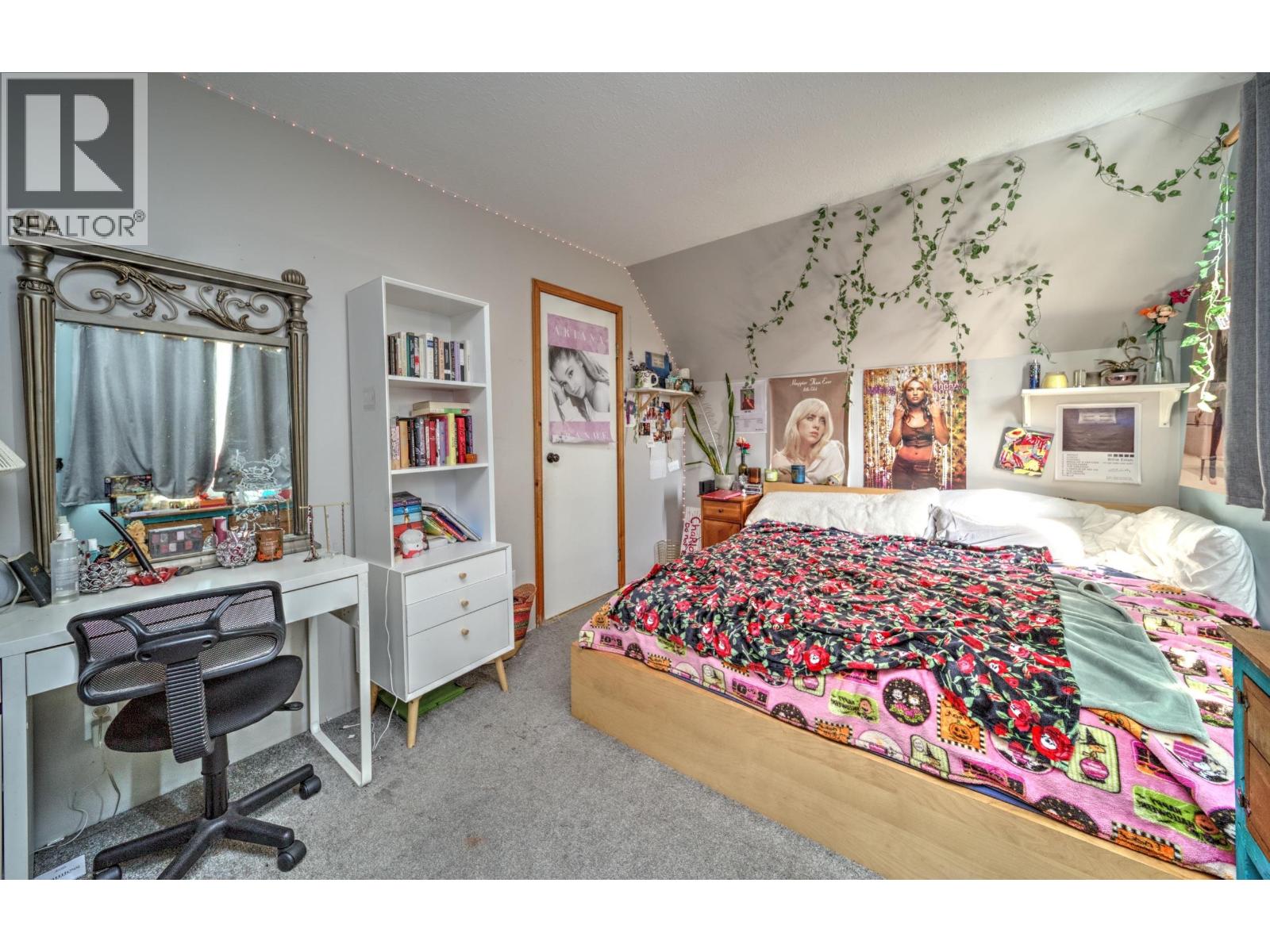 2211 DOYLE ROAD - 21