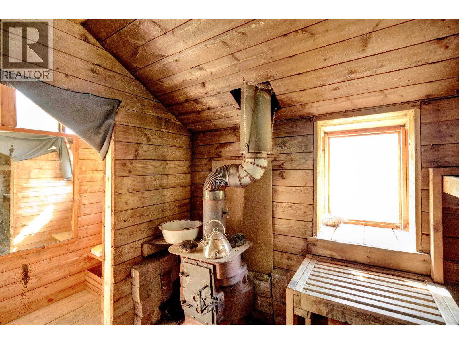 2211 DOYLE ROAD - 38
