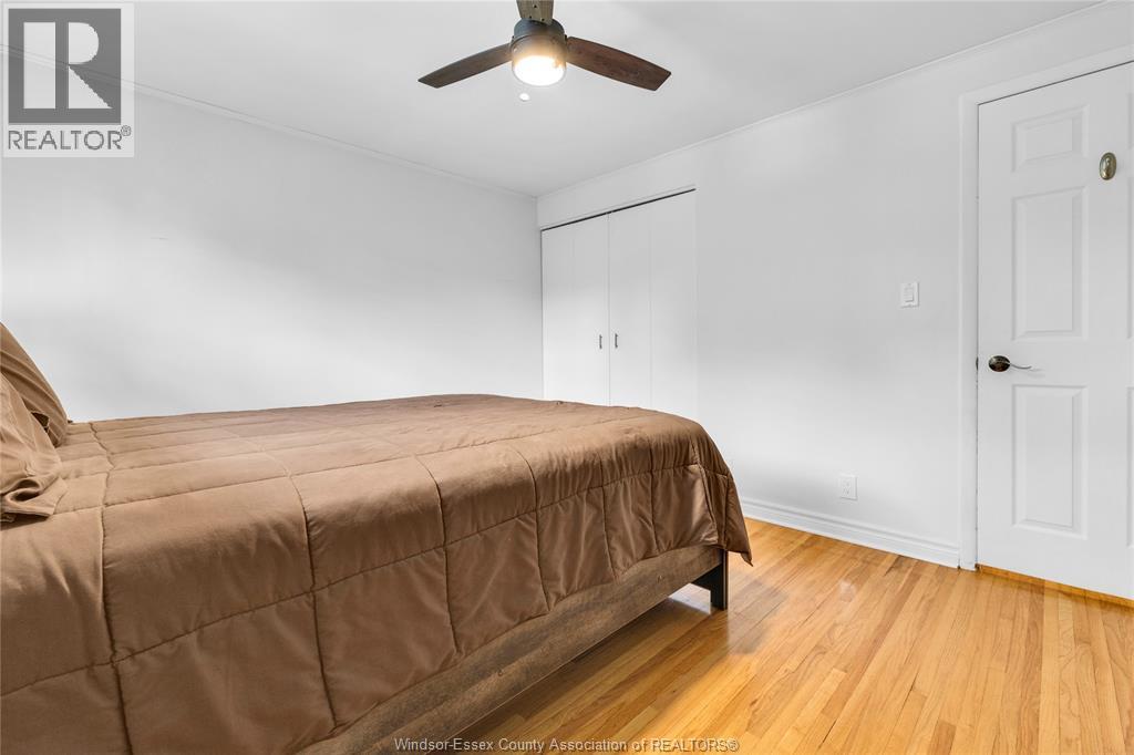 3981 WHITNEY - 27