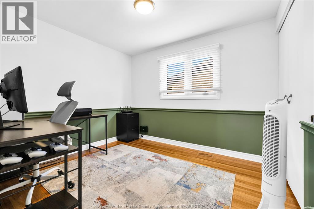 3981 WHITNEY - Image 21