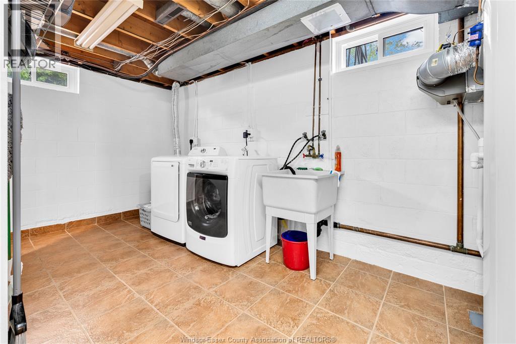 3981 WHITNEY - Image 31