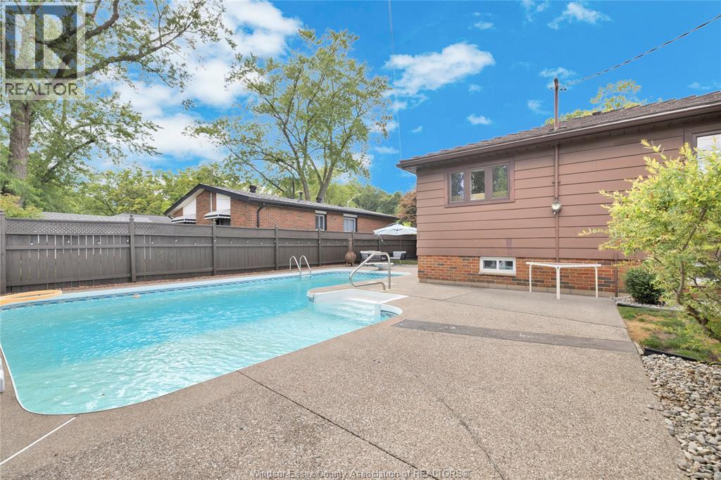 3981 WHITNEY - Image 41