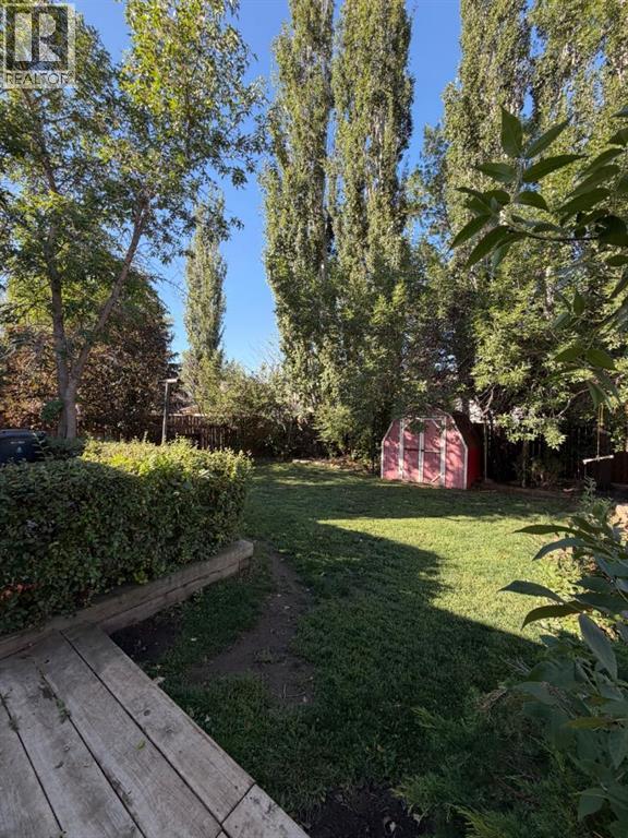 106 Ojibwa Place W - Image 39