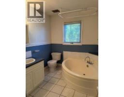 106 Ojibwa Place W, Lethbridge, AB T1K5T5 Photo 12