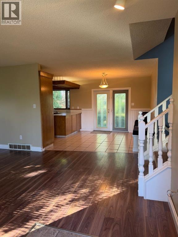 106 Ojibwa Place West, Lethbridge, Alberta, T1K5T5, Lethbridge, Alberta — photo 5 of 5