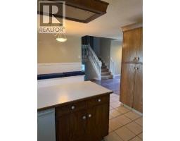 3pc Bathroom - 106 Ojibwa Place W, Lethbridge, AB T1K5T5 Photo 9