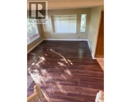 106 Ojibwa Place W, Lethbridge, AB T1K5T5 Photo 11