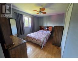 415 Vanier Avenue thumbnail 14