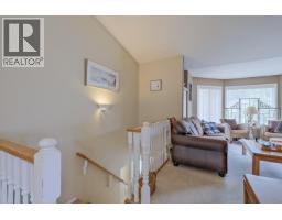 Foyer - 2436 Asquith Court, West Kelowna, BC V4T2P6 Photo 14