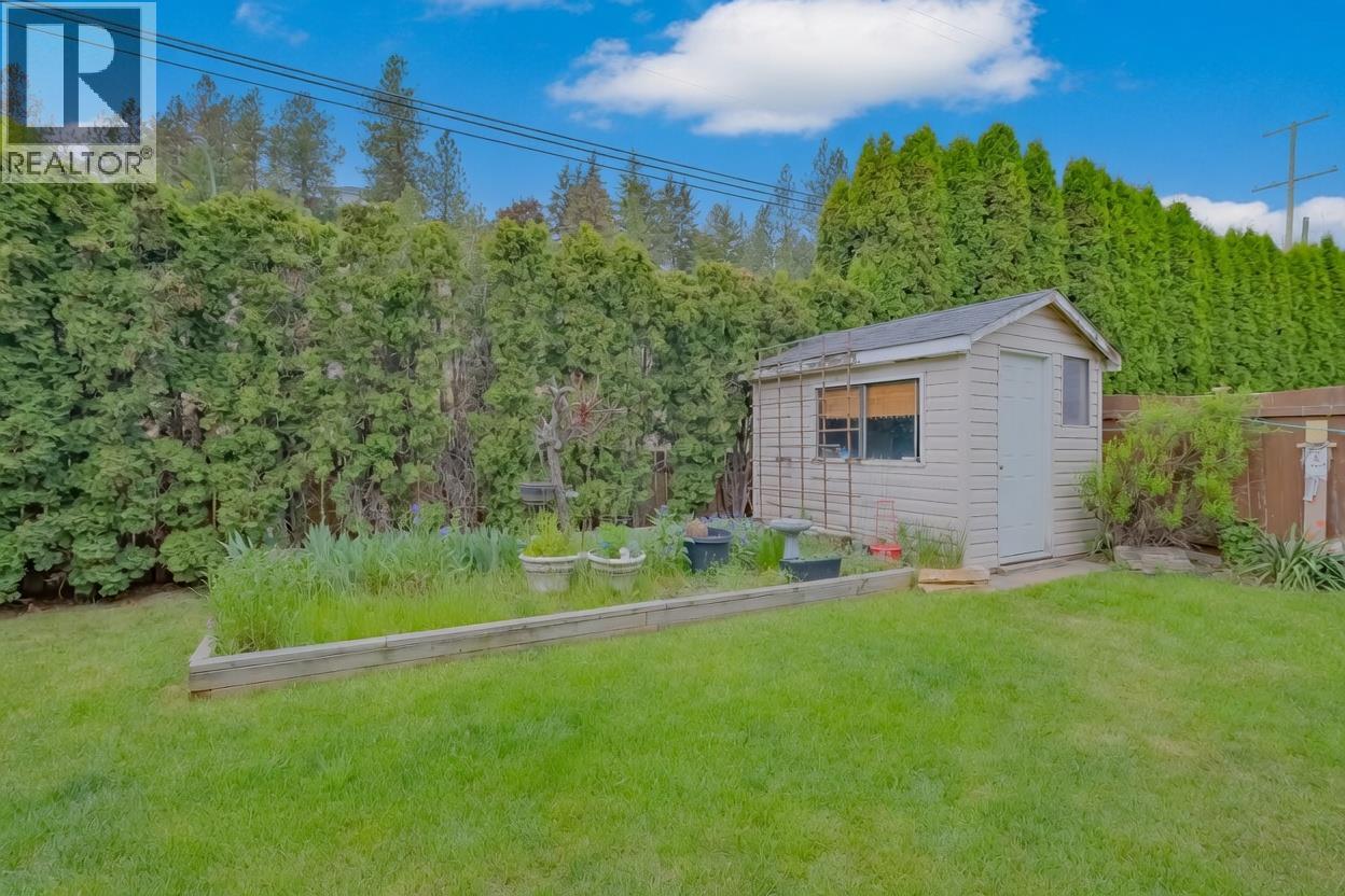 2436 Asquith Court - Image 31