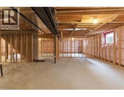 2000 Maddex Way, London, ON N5X0M9 Photo 47