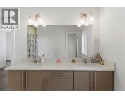 2000 Maddex Way, London, ON N5X0M9 Photo 42