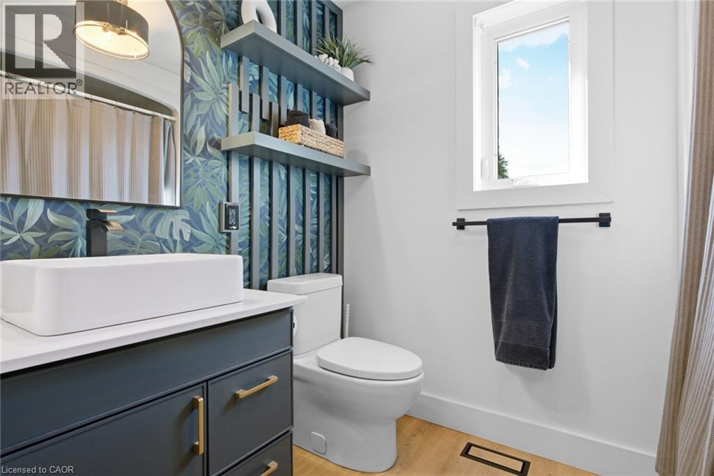 445 SHERRING Street - Image 35