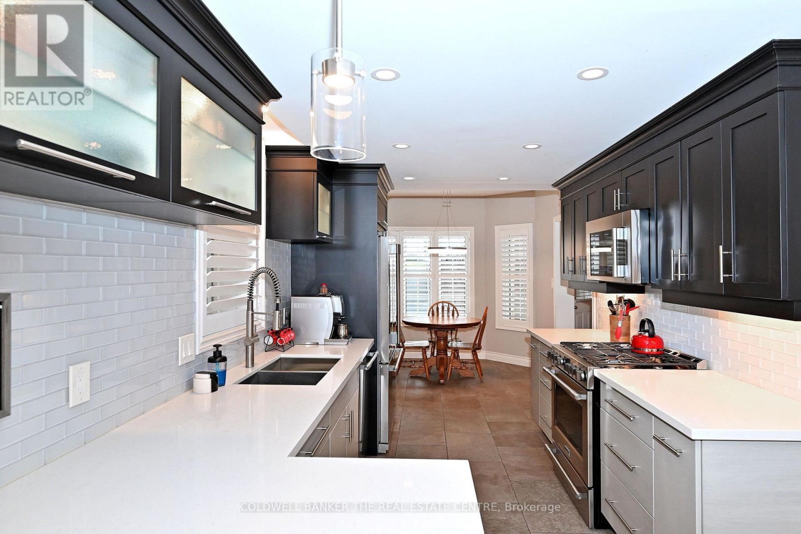#16 520 SILKEN LAUMANN DRIVE - Image 19