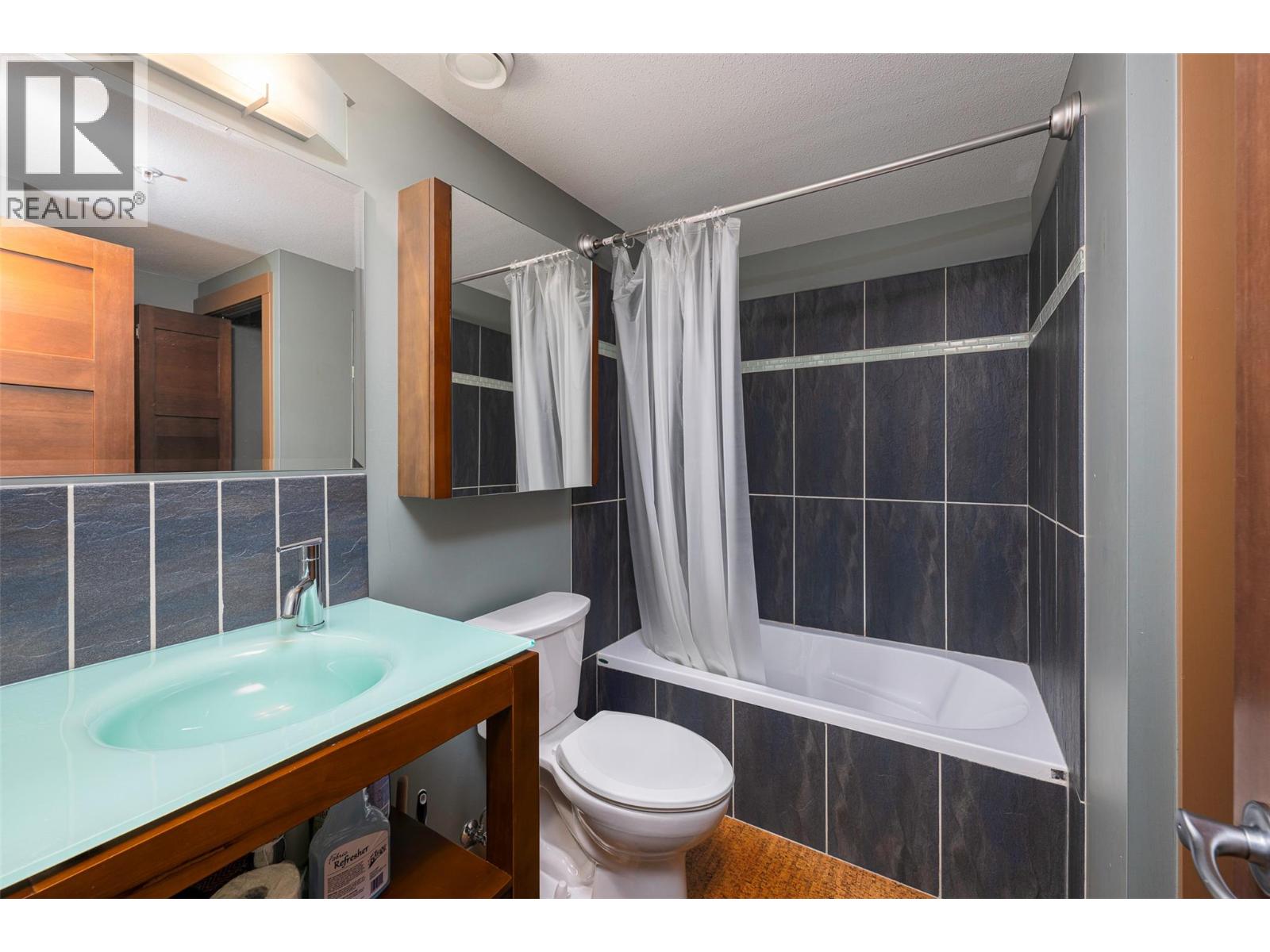 #301 5030 Snowbird Way - Image 9