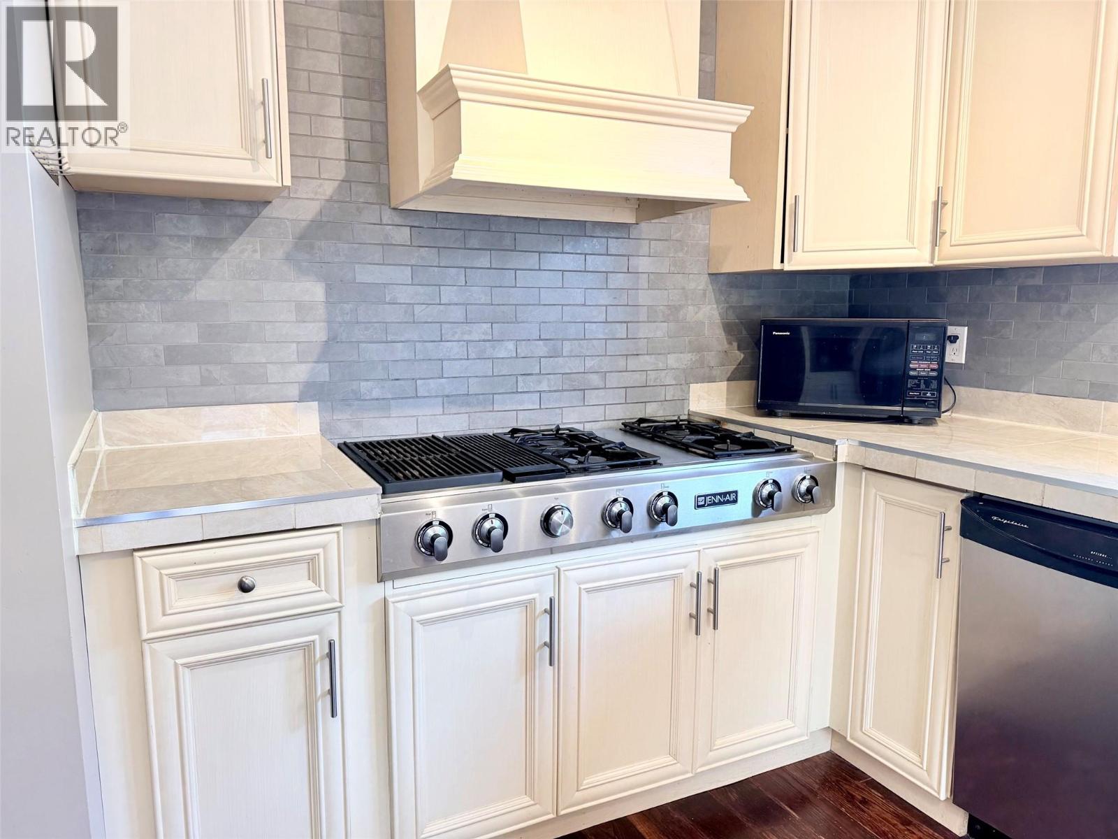 1804 Elm Street - 9