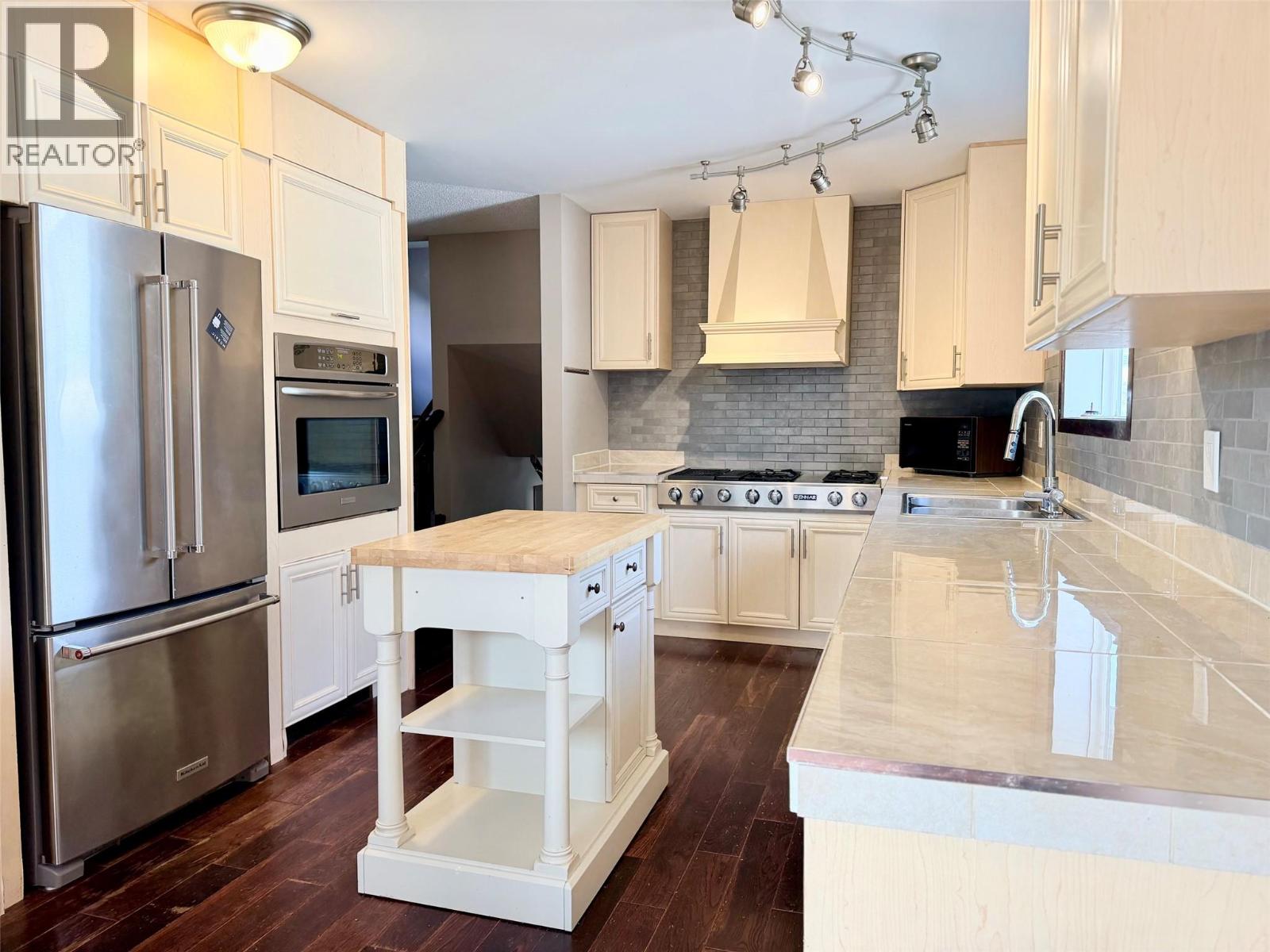 1804 Elm Street - 6