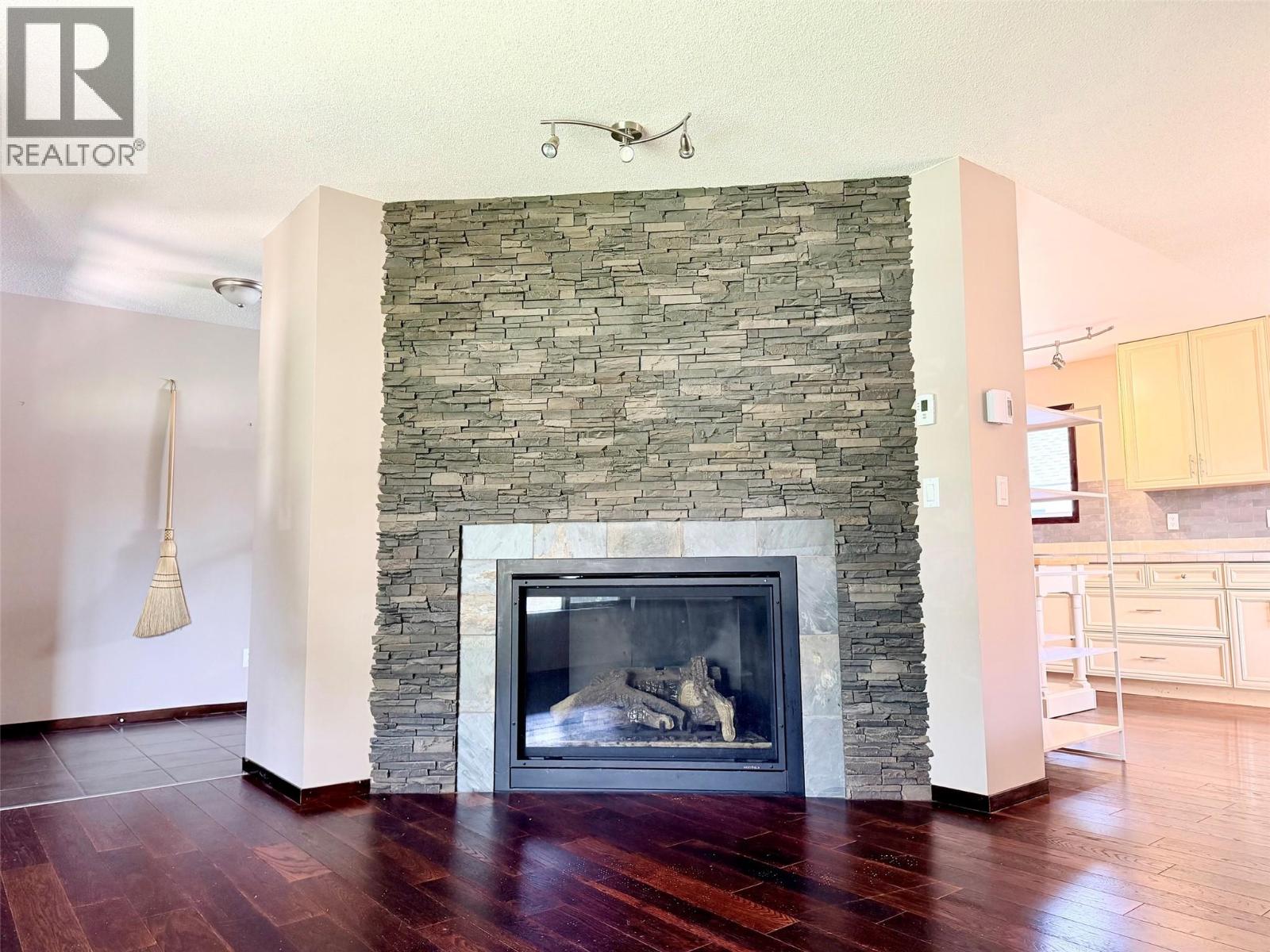 1804 Elm Street - 17