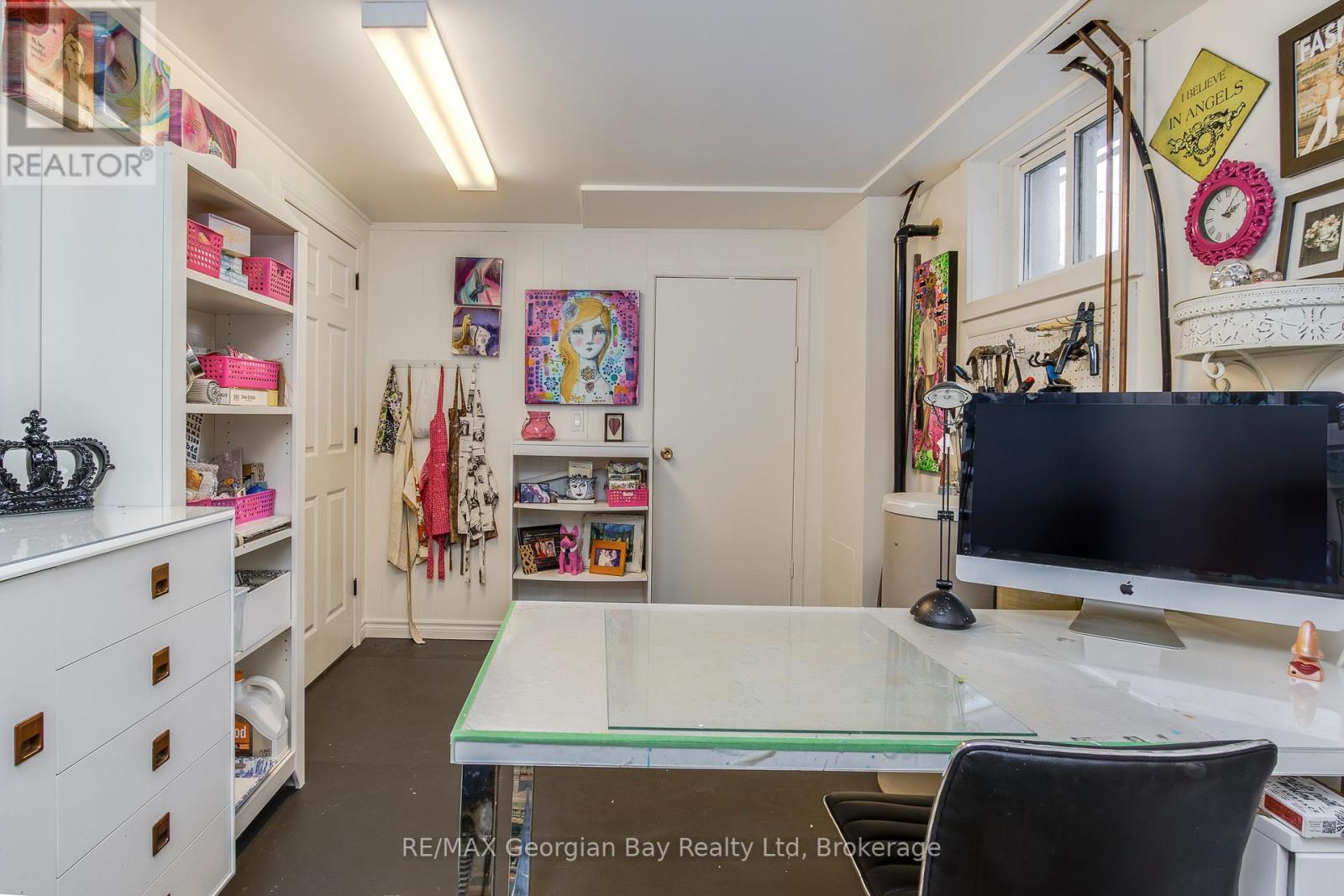 736 VICTORIA STREET - Image 29