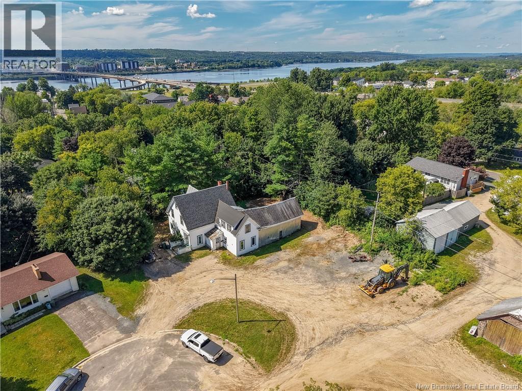 24 Vanhorne Court - 3