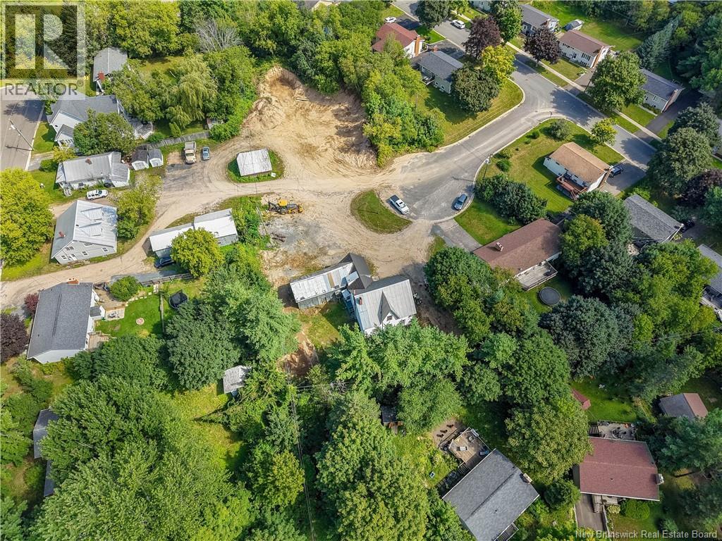 24 Vanhorne Court - 31