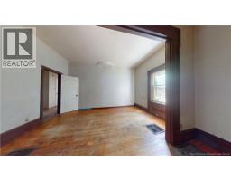 24 Vanhorne Court, photo 6