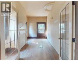 24 Vanhorne Court, photo 8