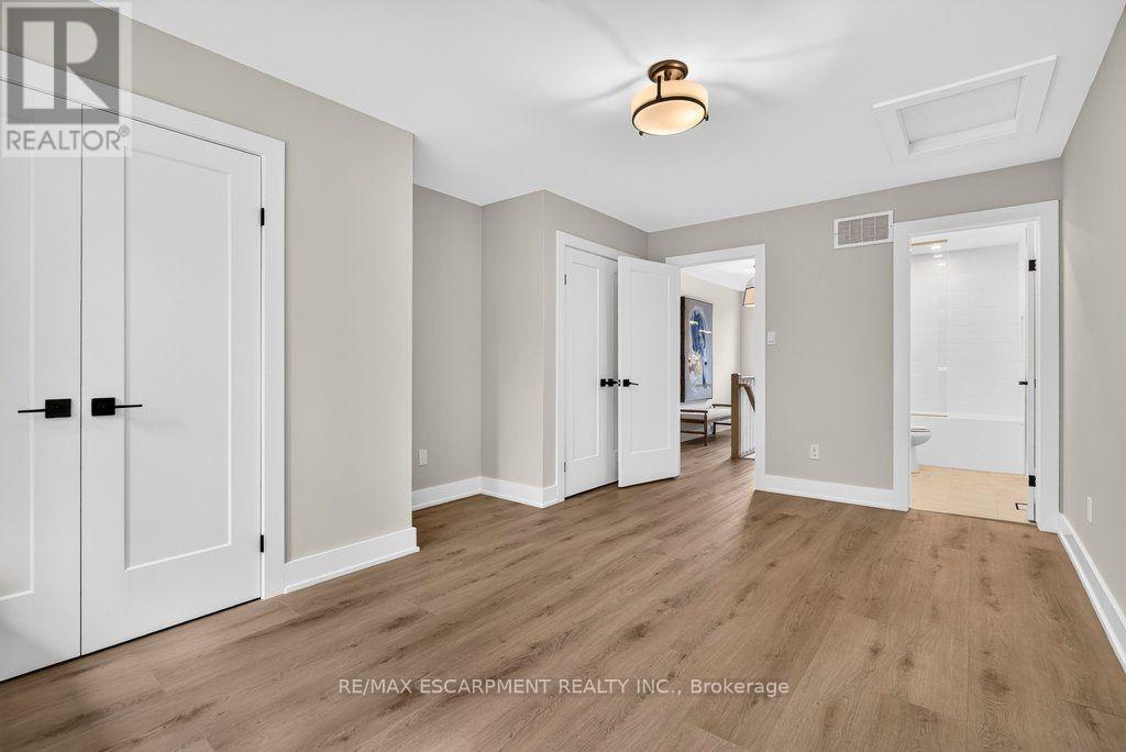 #5 2435 WOODWARD AVENUE - 25