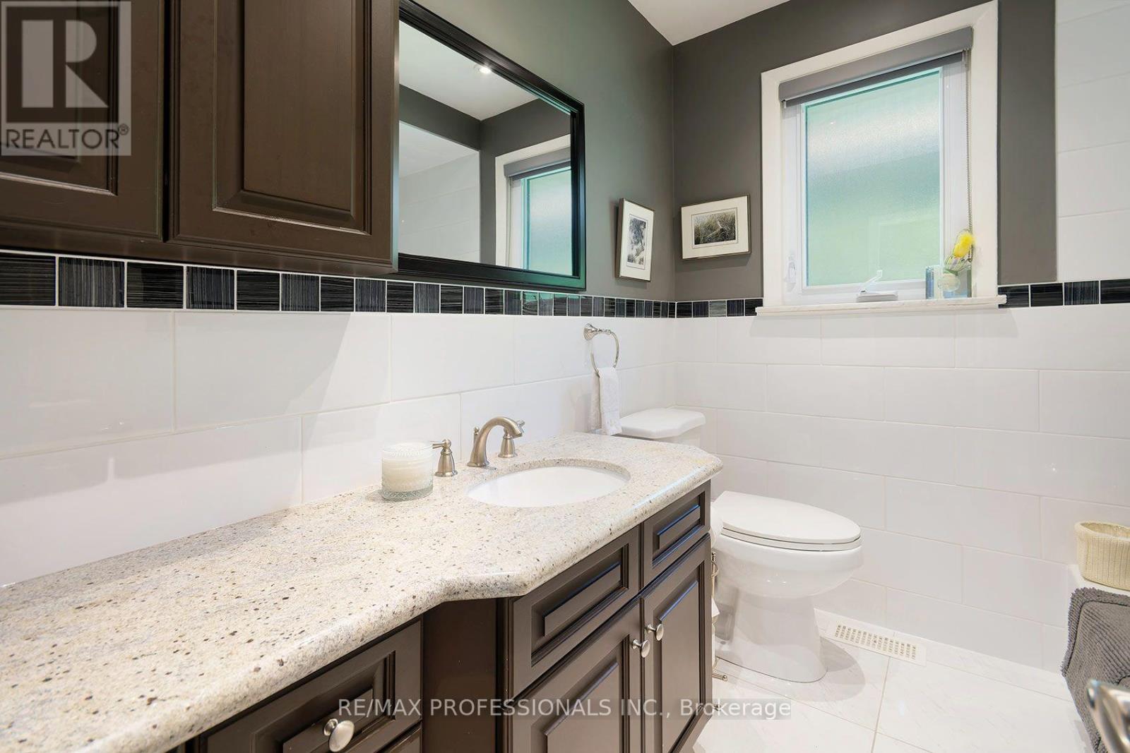 17 CLEARSIDE PLACE - Image 23