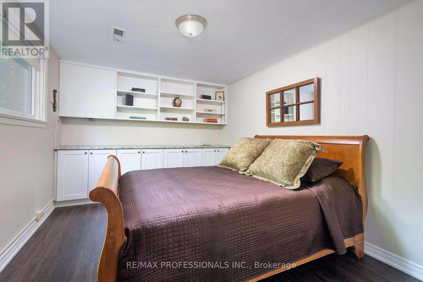 17 CLEARSIDE PLACE - Image 29