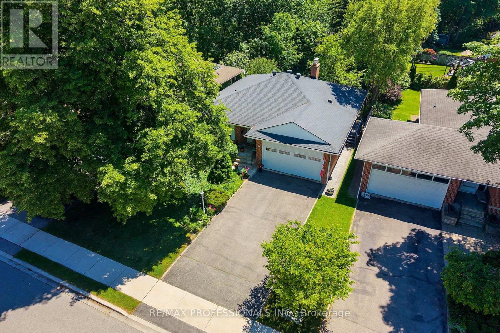 17 CLEARSIDE PLACE - Image 3