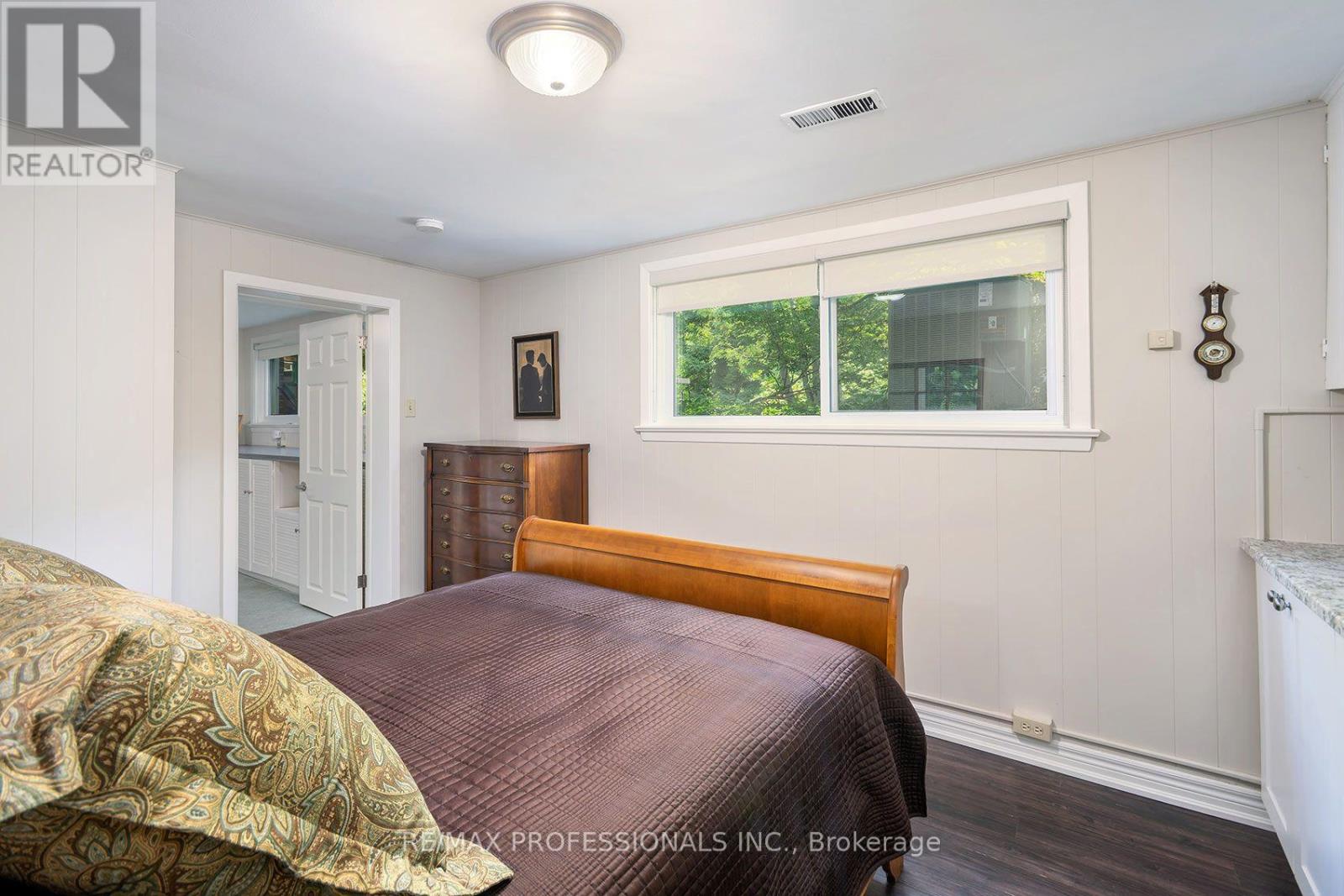 17 CLEARSIDE PLACE - Image 30