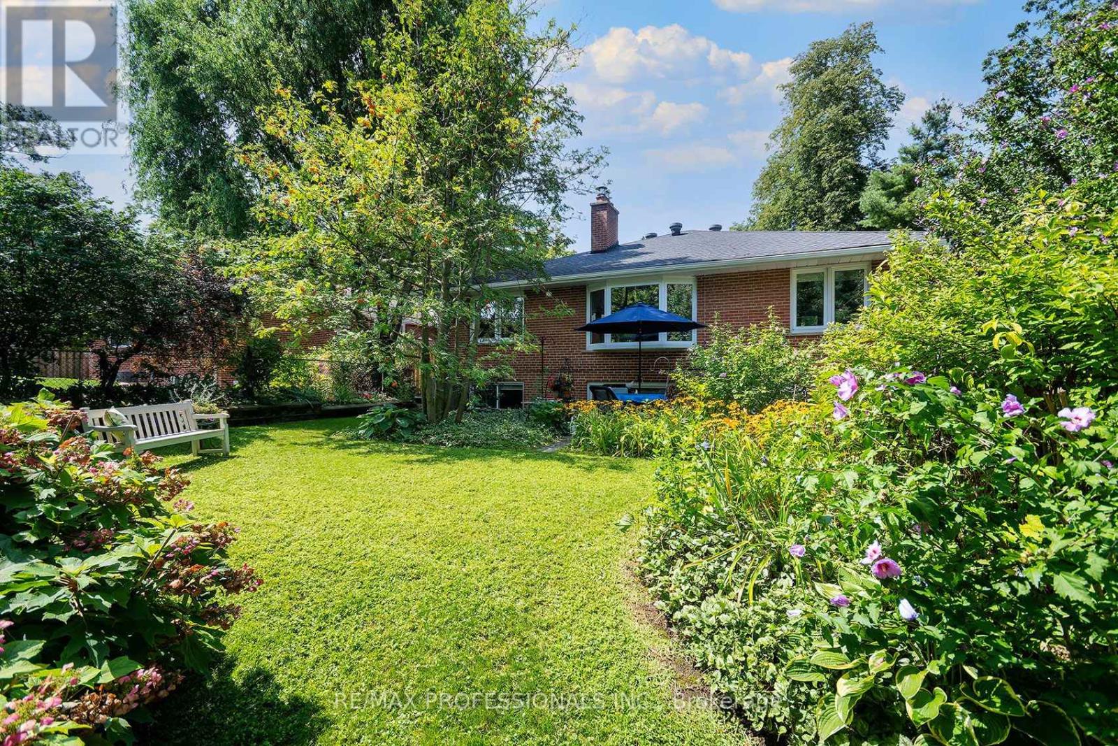 17 CLEARSIDE PLACE - Image 32