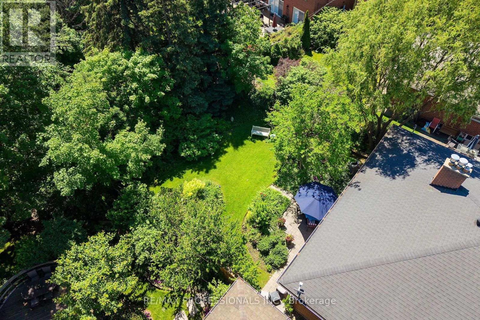 17 CLEARSIDE PLACE - 40