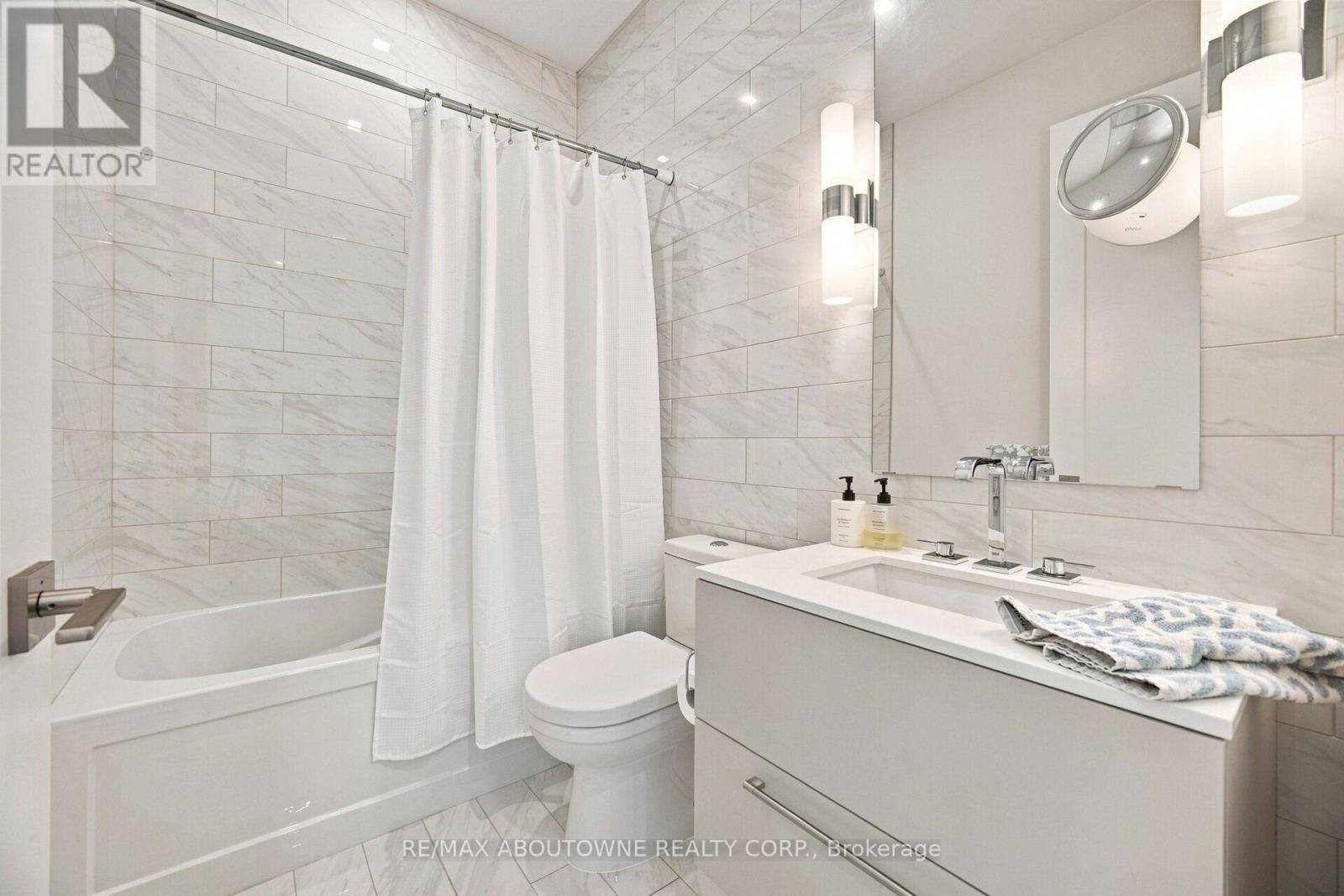 #106 1441 ELGIN STREET - 23