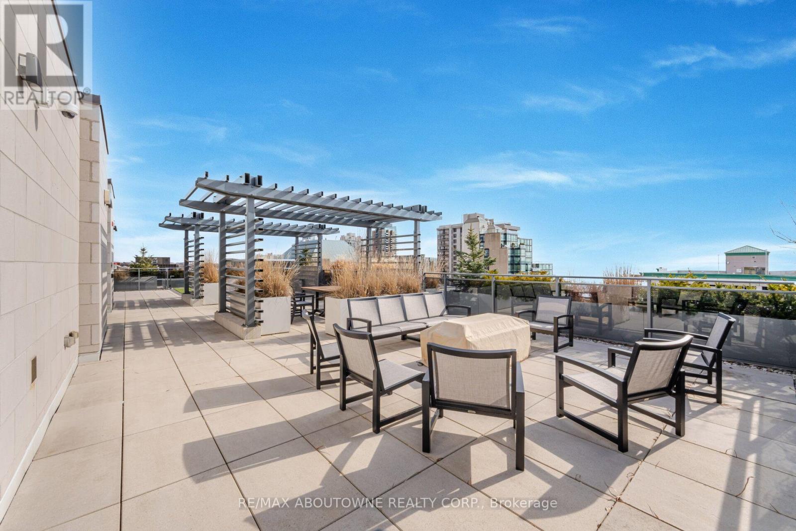 #106 1441 ELGIN STREET - Image 32