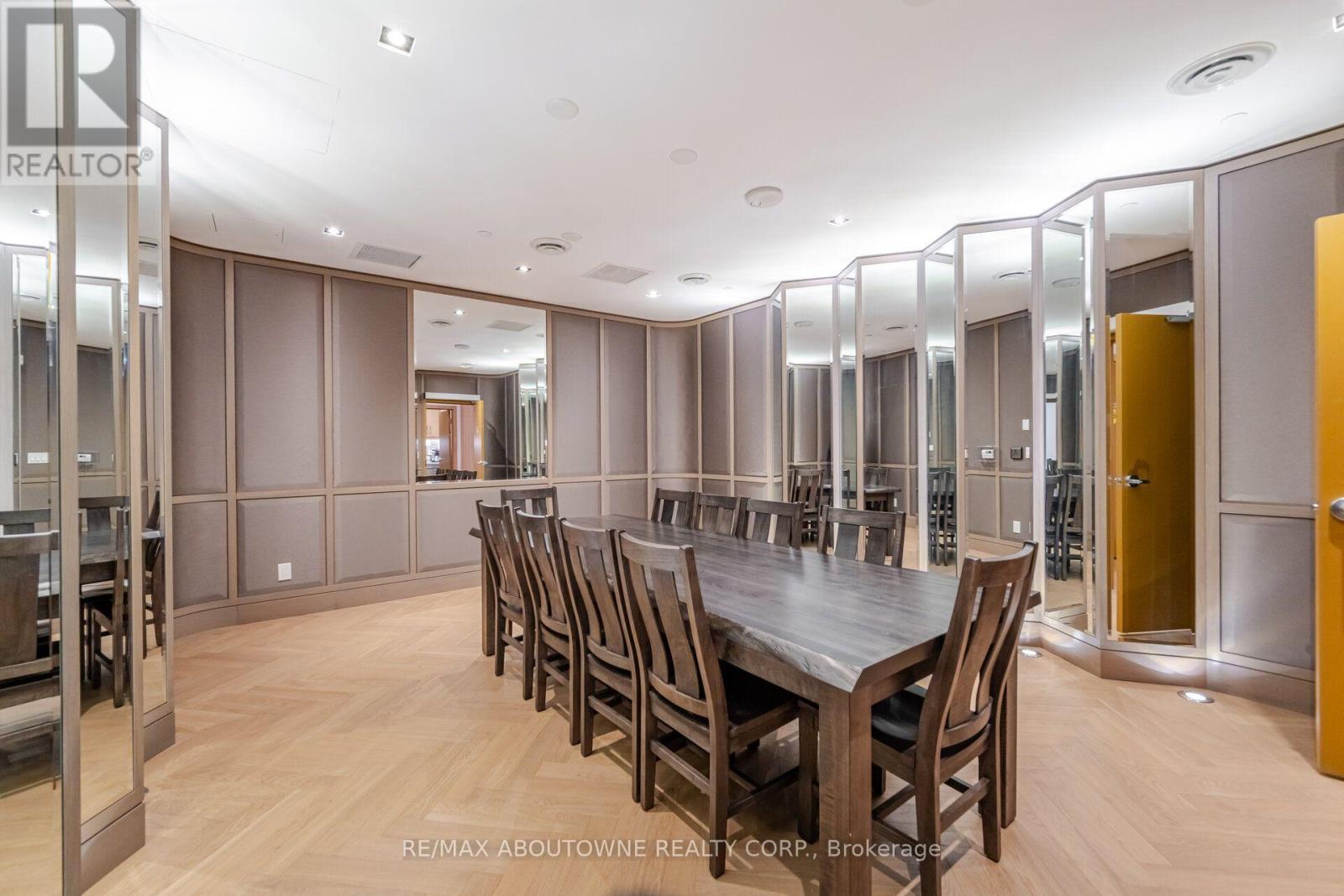 #106 1441 ELGIN STREET - 39