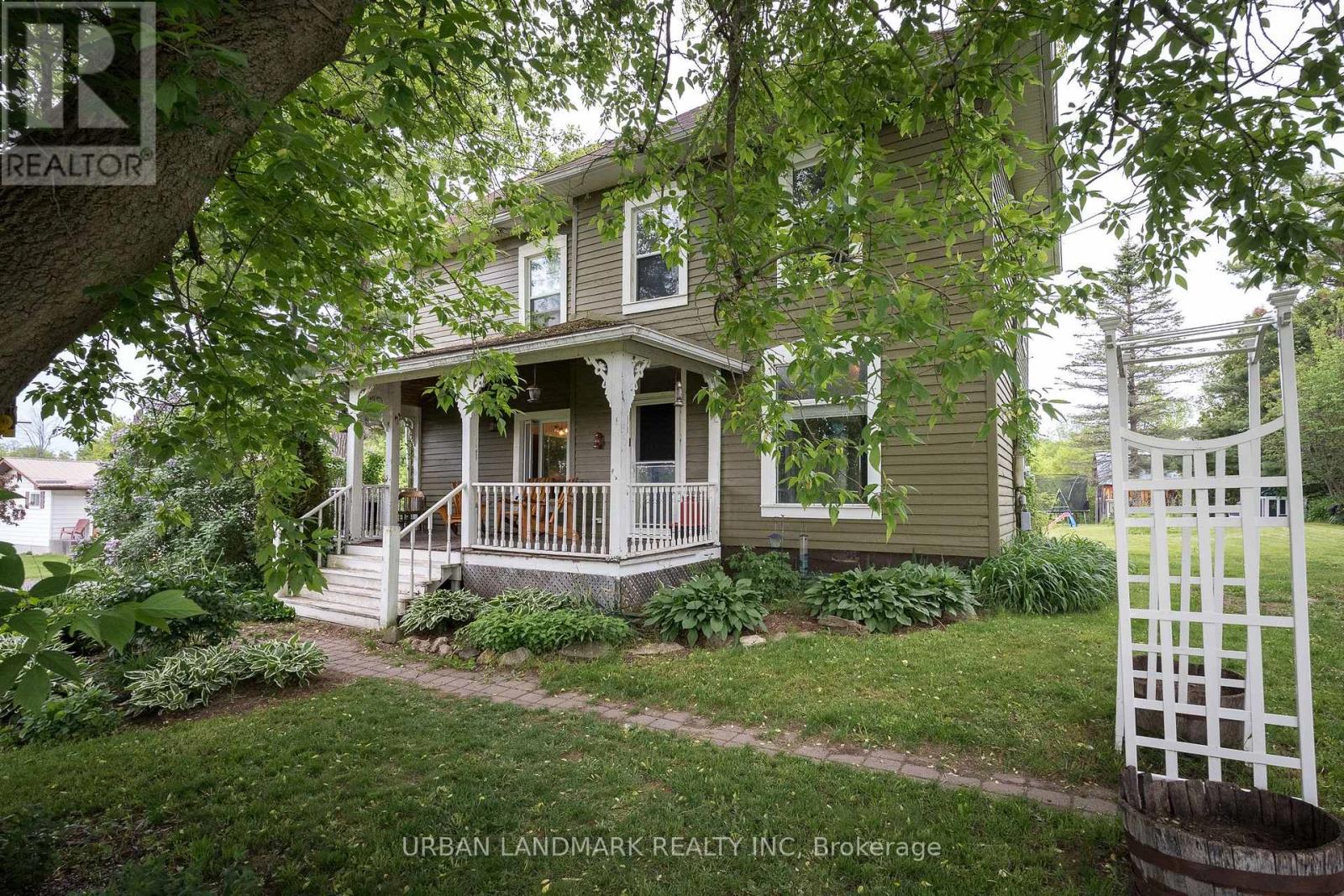 122 SEYMOUR STREET W - 1